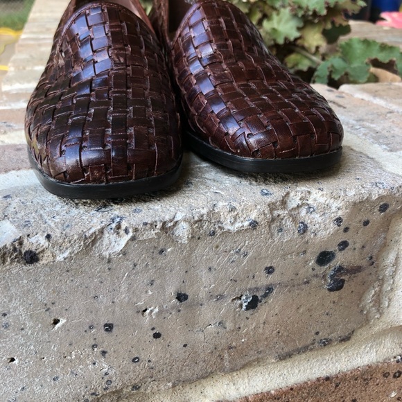 Glacee Brazil Women’s Brown Woven Leather Loafers EUC Grace Style, Size 6 1/2 - Picture 4 of 6